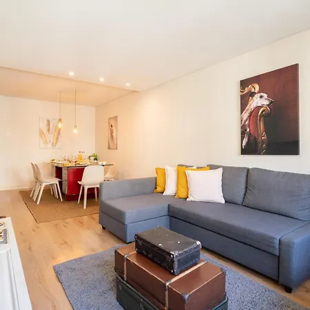 Host Wise - Colorful Bright Flat With Balcony Πόρτο