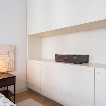 Apartamento Host Wise - Colorful Bright Flat With Balcony Oporto