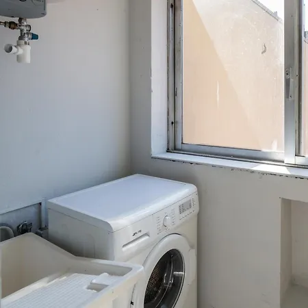 アパート Host Wise - Colorful Bright Flat With Balcony