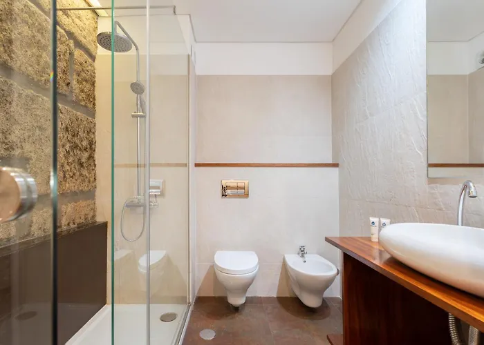 Host Wise - Colorful Bright Flat With Balcony פורטו