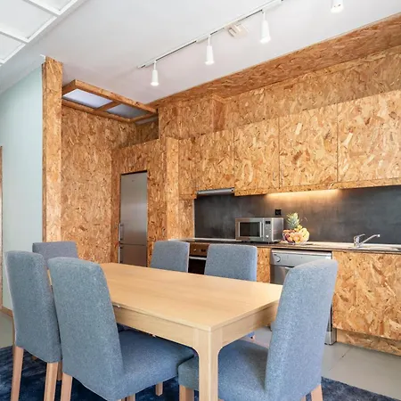 Lejlighed Host Wise - Colorful Bright Flat With Balcony *