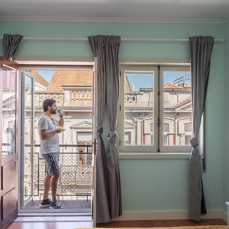 Host Wise - Colorful Bright Flat With Balcony *